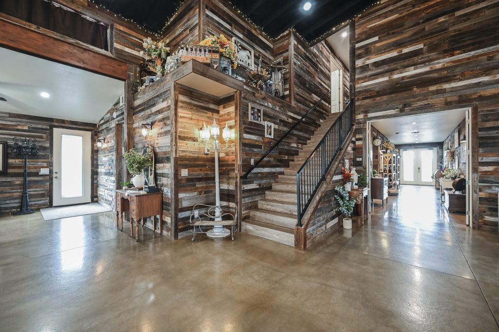 6510 Sunset Drive – 090